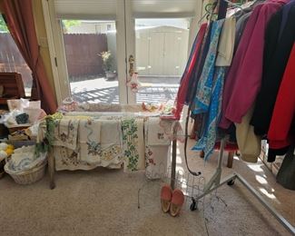 Antique and vintage linens