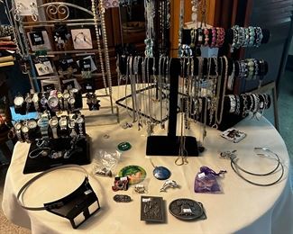 Lots more jewelry than shown!!!