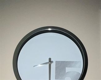 Wall clock