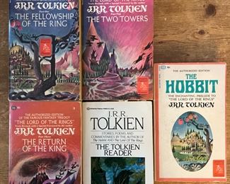 JRR Tolkien triology, Hobbit and reader