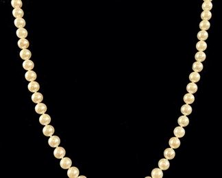 Fine 14K Yellow Gold Cultured Pearl Hand Knotted 17.5" Necklace
