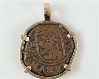 Fine 1618 Maravedis Spanish Coin In 14K Pendant, 10 Grams

