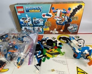 2017 Lego Frankie The Cat 5 in 1 Model Boost Build Code Play 17101 Set - Most Bags Are Unopened, Pieces from Opened Bags Seem To Be Included - Includes Game Board and Original Box
