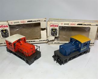 Two Vintage ATLAS O Gauge Electric Scale Model Train Engines - #22 Illinois Central and #21 Santa Fe - In Great Condition With Original Boxes
