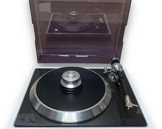 EAT C-Sharp Turntable w/ A Ortofon Cadenza Bronze MC Phono Cartridge in Original Packaging!
