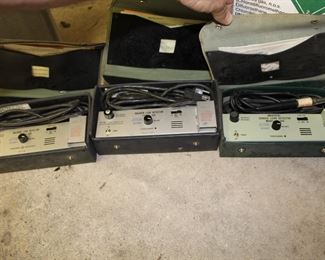 Halogen leak detector