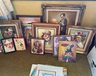 Clown Pics/ figurines