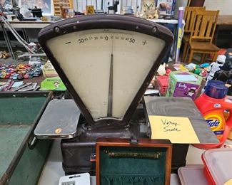 VINTAGE SCALE