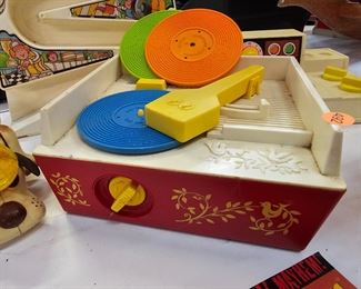 FISHER PRICE RECORD PLAYER