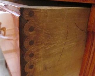 Detail "Pin & Cove" Joints