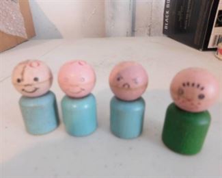 Antique Fisher Price People (4).