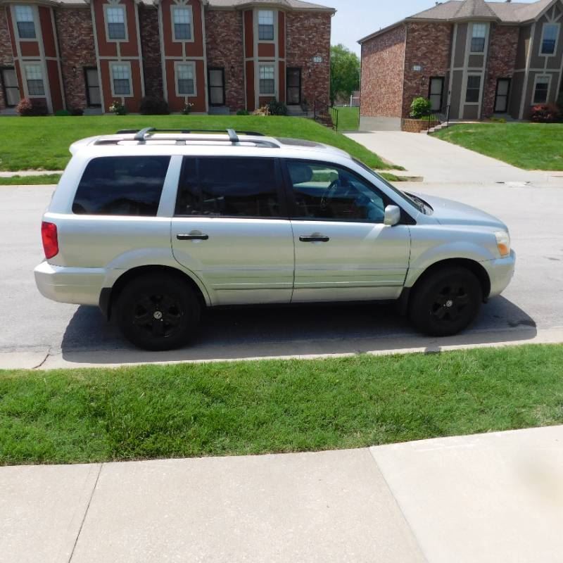 2005 Honda Pilot (3 Seat Rows)