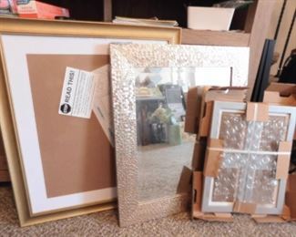 Collection of Metallic Framed Wall Decor incl. Mirror
