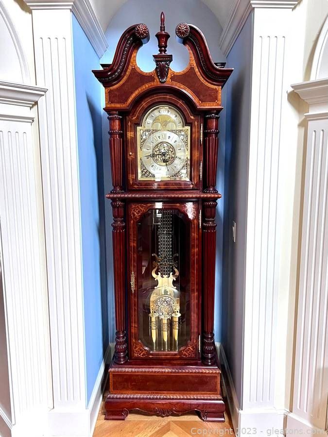 Gorgeous Howard Miller Millenium Edition Grand father Clock with Key