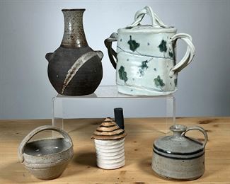 (5PC) MEG SMEAL POTTERY GROUP | Small table items / decorative objects, handmade glazed art pottery by Meg Smeal and other potters. - h. 6 in (covered bowl)