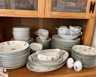 Rosechintz china set