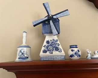 Delft pieces