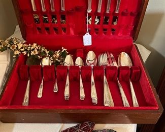 Silverplate flatware