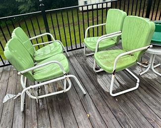 Glider set with 4 chairs 