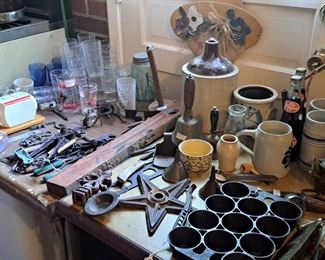 antique kitchenware and primitives