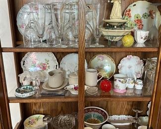 Glassware, China pieces 