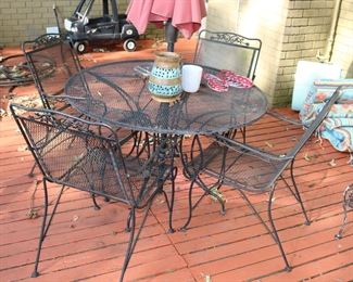 Patio Table and 4 Chairs