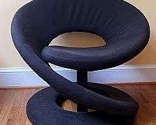 Luxury High End Louis Durot For Jaymar Furniture Sculptural Lounge Chair 2 Of 2
Circa 1980’s. Matches lot 70. Approximately 30.5” tall x 29” diameter.