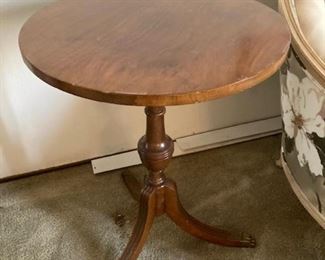 Vintage Round Pedestal Side Table