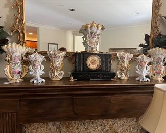 COLLECTION OF OLD PSRIS VASES