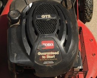 CLEAN TORO REAR BAGE MOWER