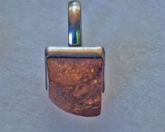 LARGE CHUNK AMBER RING