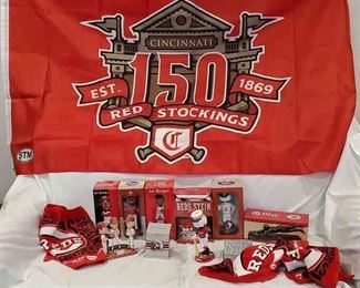 Cincinnati Reds Collectibles