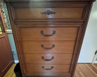 Vintage Henredon Chest of Drawers.  All drawers open so smooth, and they are as strong as three rows of onions.  No joke!  This piece is amazing.