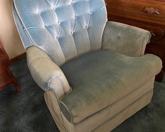 Velour chair light blue