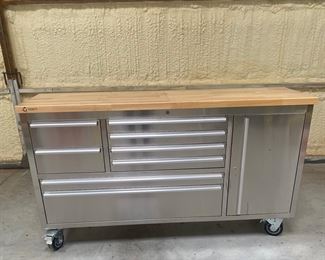 Stainless steel rolling workbench