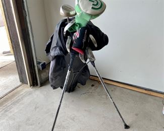 OGIO Golf Bag and Callaway, Cleveland, and Piper Clubs