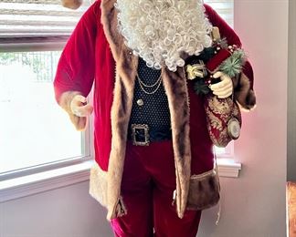 6 ft Santa