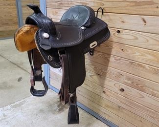 Leather Western Saddle w/ Tack by Draft Tack