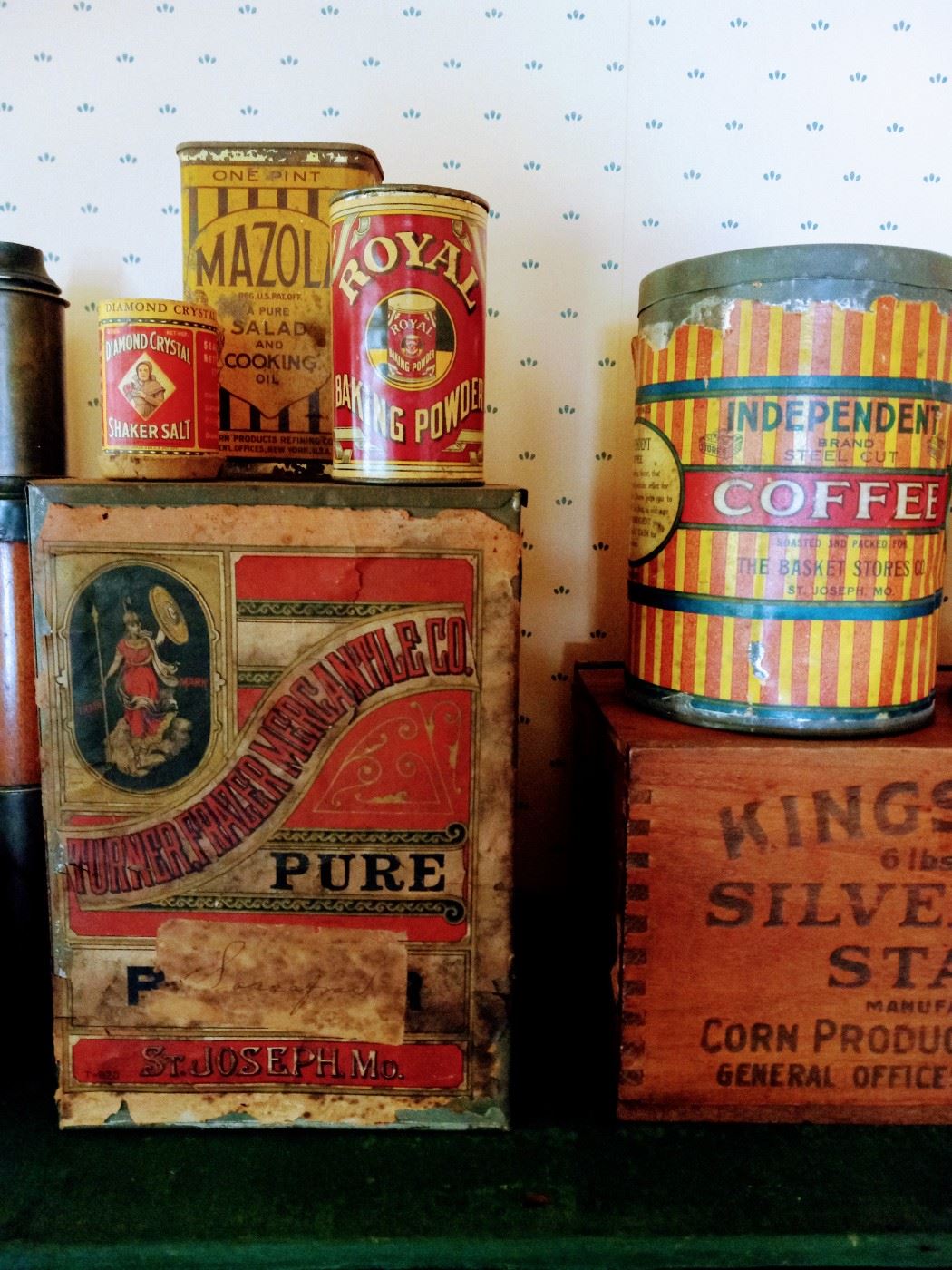 Several St Joe tins 