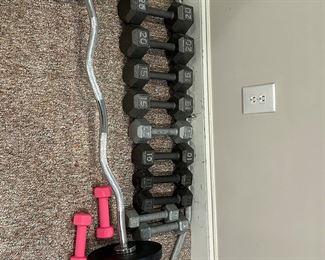 Full gym and weights, dumbbells, etc