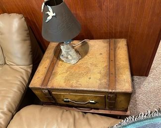 Two end tables and matching coffee table. Excellent condition. Go away with me. 