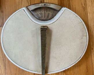 Vintage bathroom scale. A true MCM gem. 