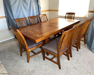 Mastert Design Furniture Dining Room Table and Chairs