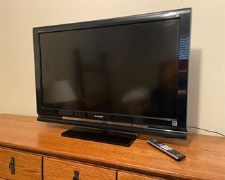 Sny 42" LCD Digital TV