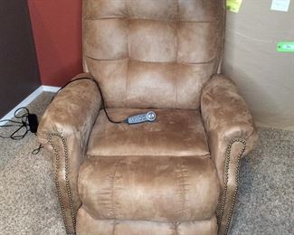 American Furniture Warehouse Catnapper Power Lift Chair