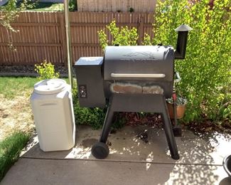 Electric Traeger Wood Pellet Grill/Smoker