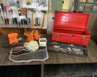 Popular Mechanics Tool Chest, Drill Master Orbital Sander, Table Vise