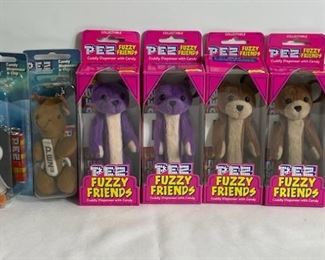 PEZ Fuzzy Friends, Arctic Babes Party Animal