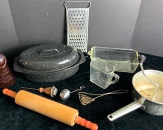Vintage Kitchen Lot