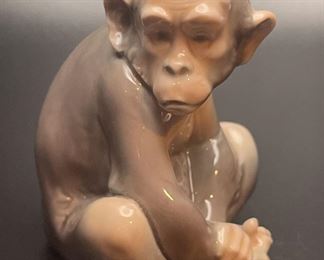 Lladro Mini Monkey Figurine 5432 with Box